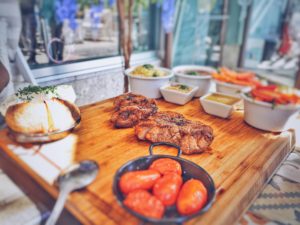 The-best-steakhouse-in-Anaheim-BW-Stovalls-Anaheim-Inn